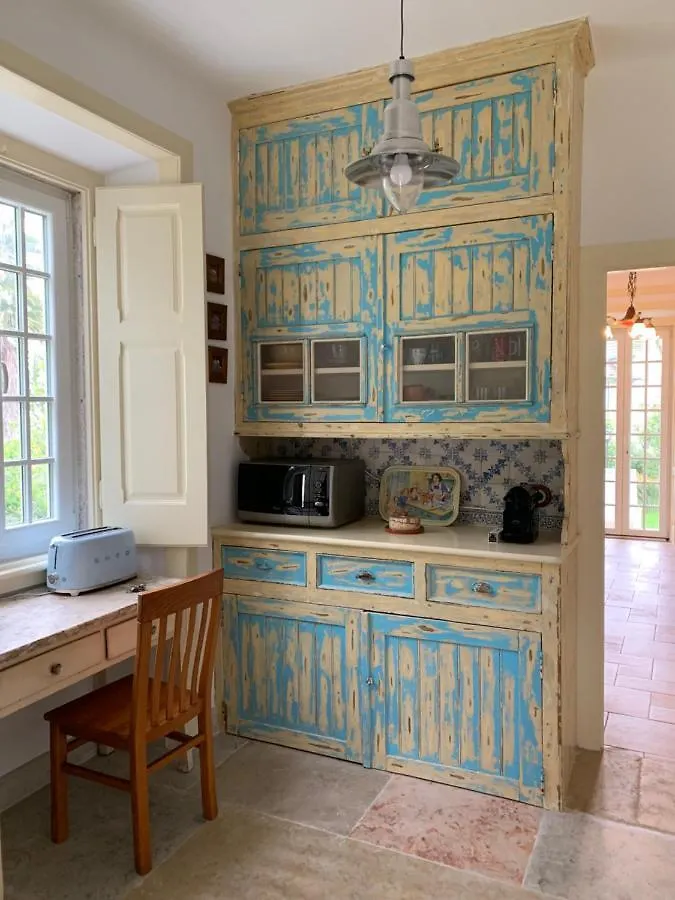 Holiday home Entire House - Romantic Vintage Cottage Sintra